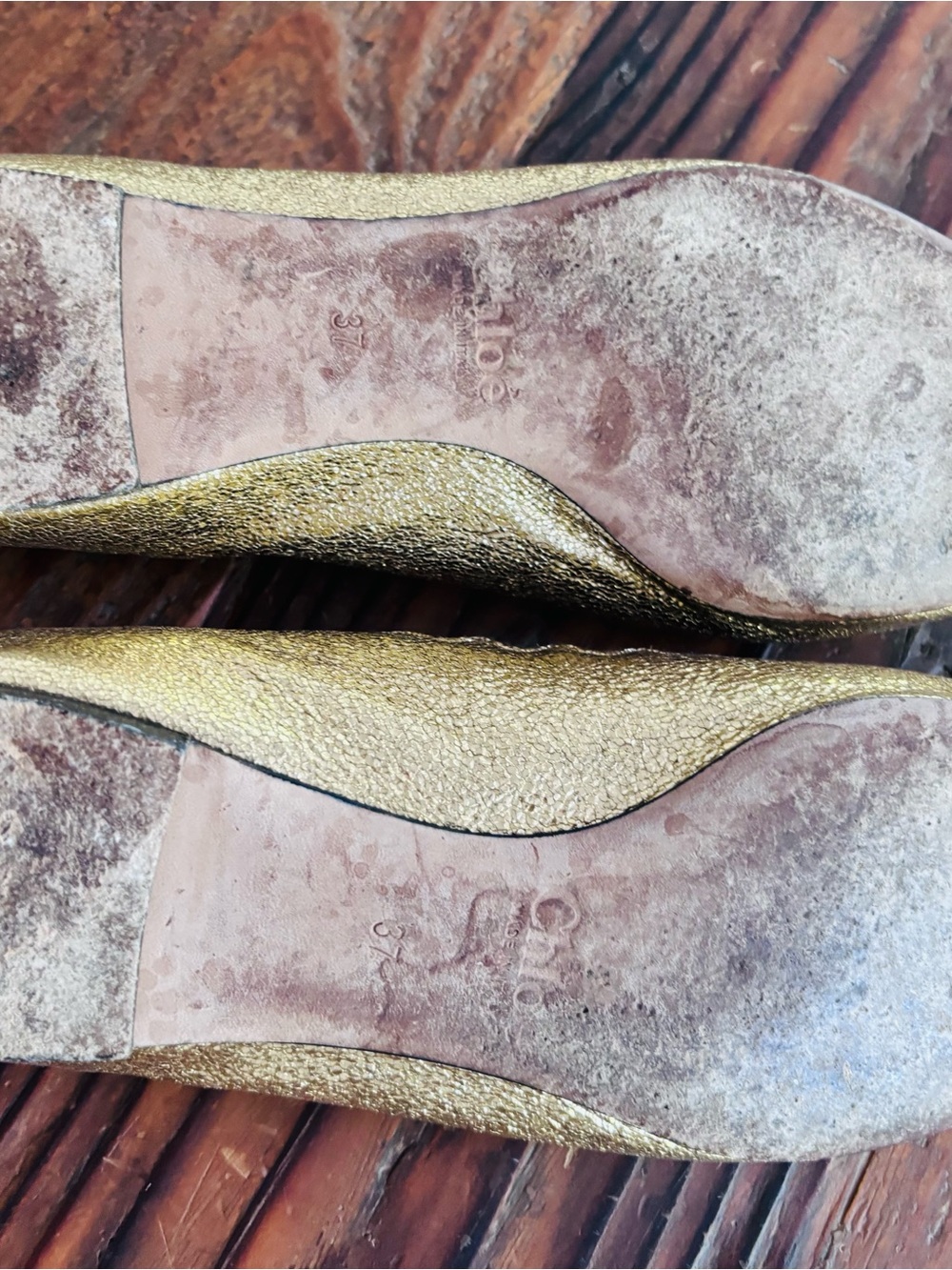 Chloe Metallic Gold Scalloped Ballet Flats - Picture 5 of 5